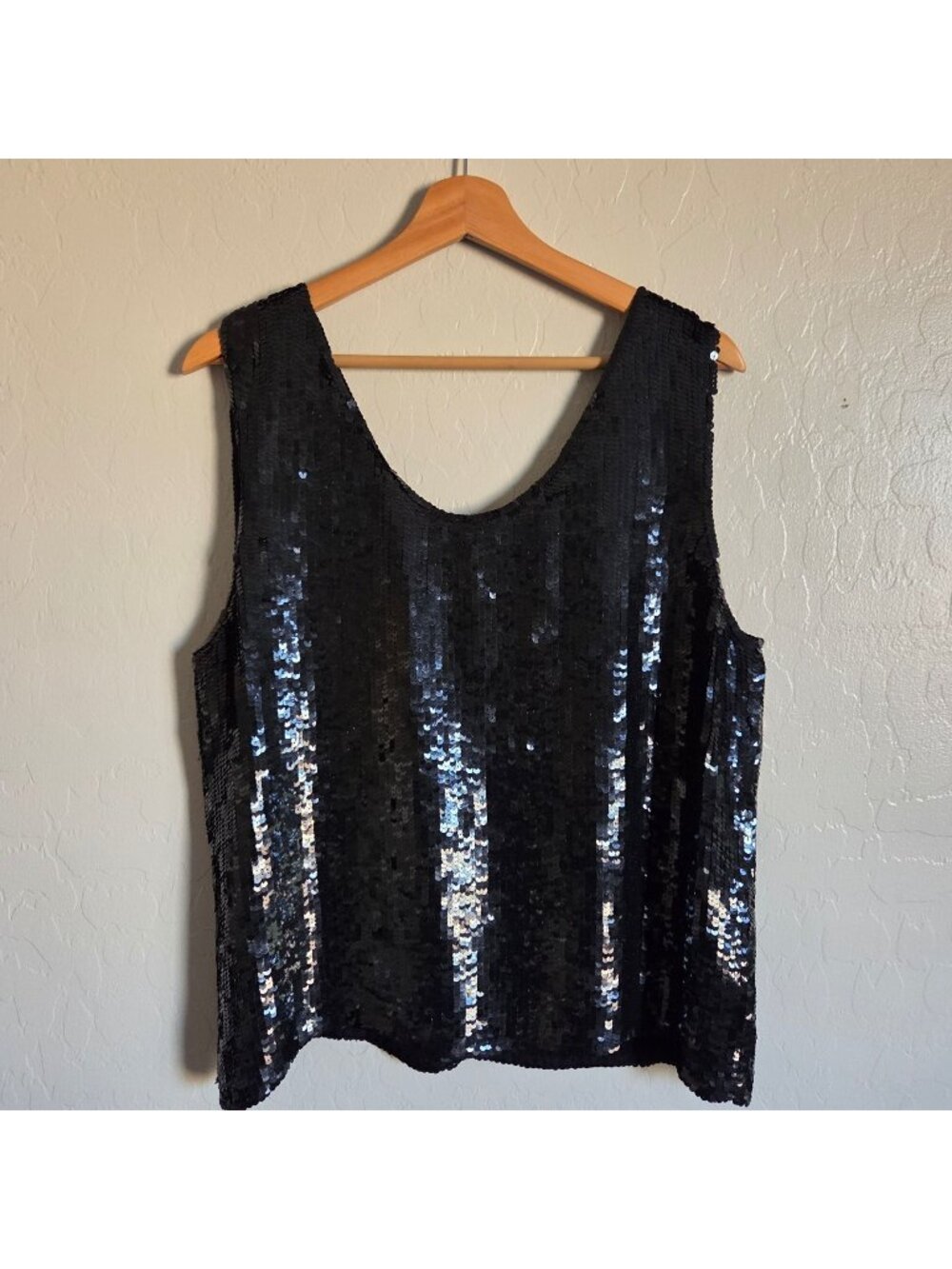 100% Silk Full Sequins Black Sleeveless Blouse Sz Large Evening Event Statement